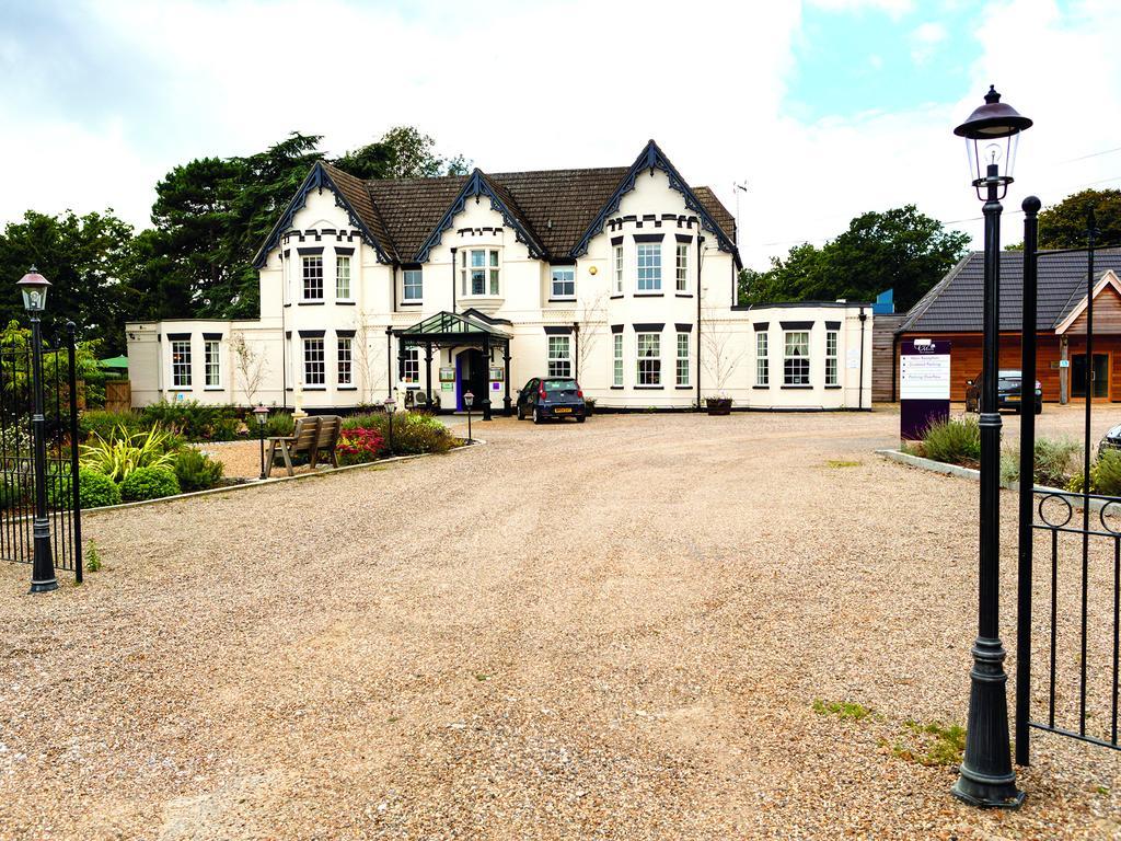 The Carlton Manor Hotel Lowestoft Exterior photo